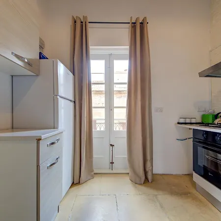 Authentic 1br In The Heart Of By 360 Estates Daire